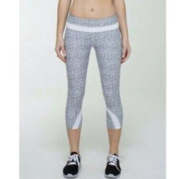 Lululemon athletics Run Inspire Crop II Luxtreme leggings athletic Size 4 - Picture 1 of 11
